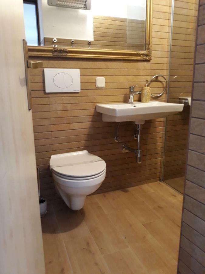 Apartments Garden ロヴィニ エクステリア 写真